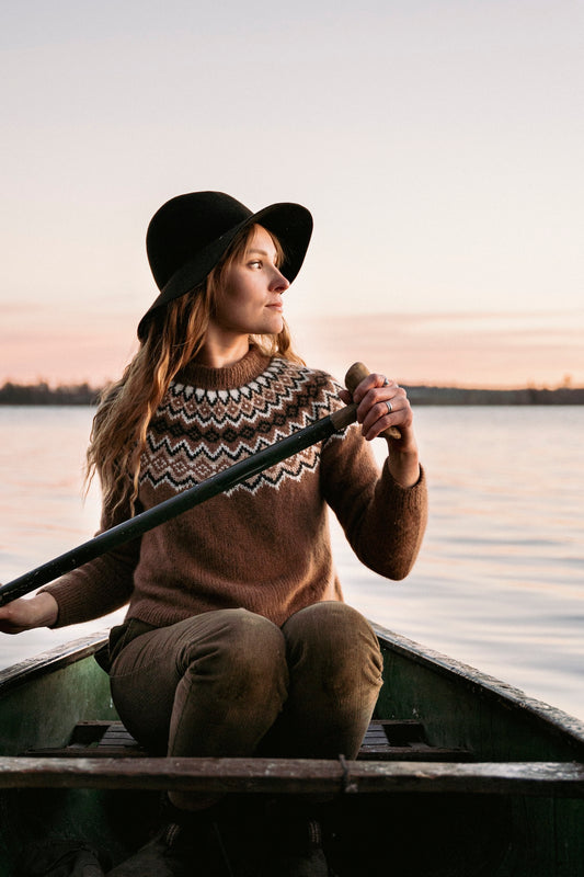 Unfolding Landscapes: 17 Knits for the Road by Ronja Hakalehto