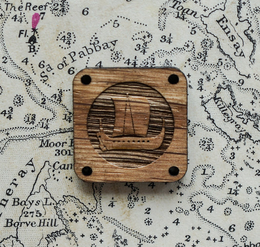 Birlinn Wooden tag