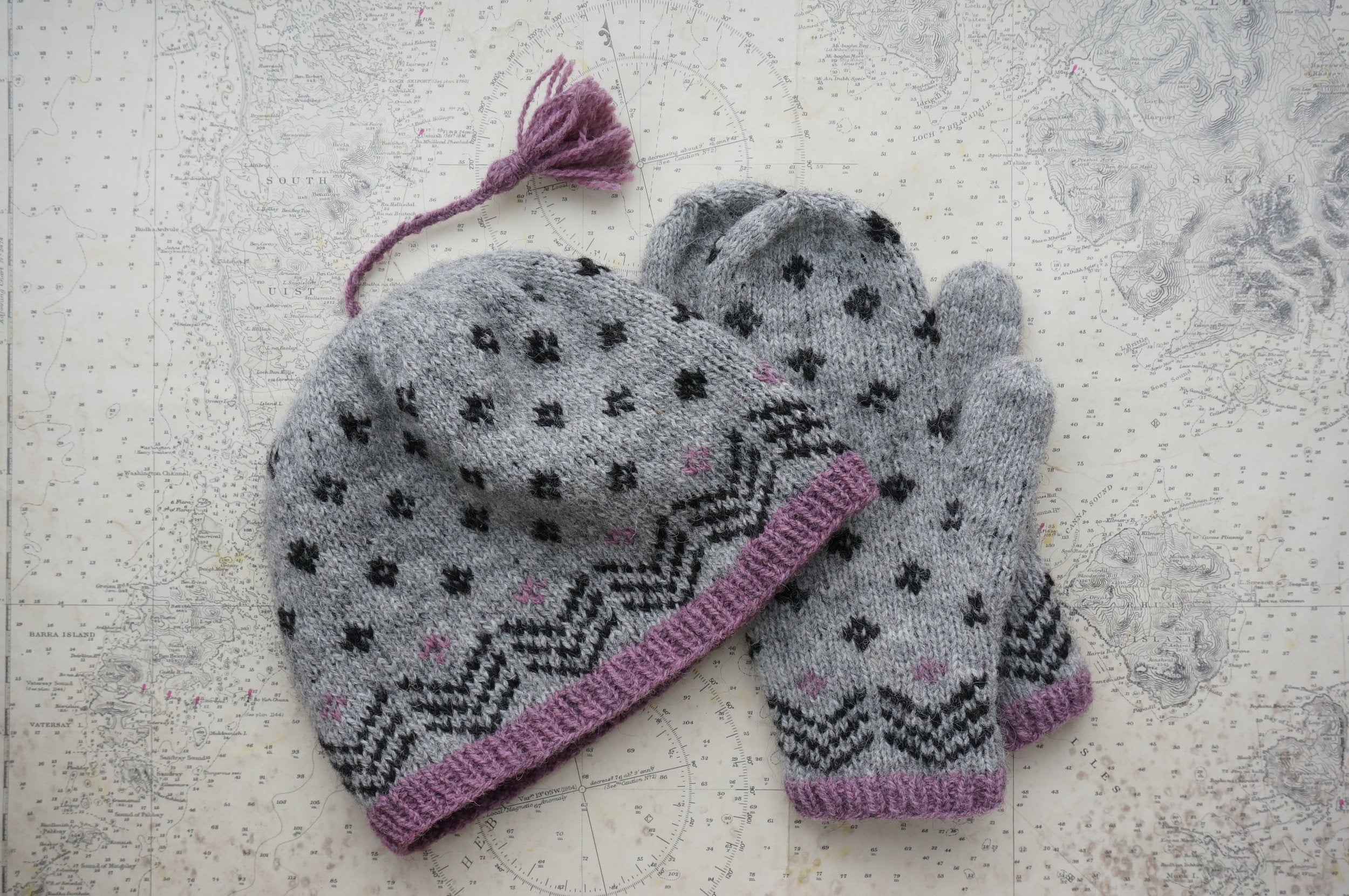 Sea Pink Hat & Mittens kit