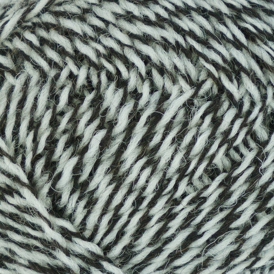 Speckled Hen - Cearc Bhreac